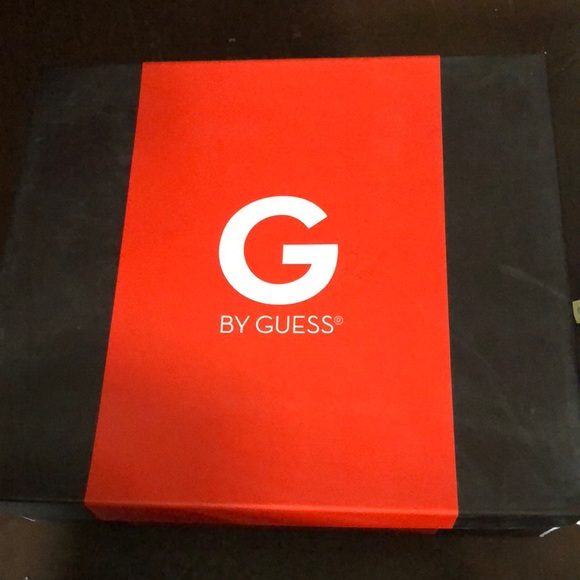 Size 7.5 GUESS suede wedges - Picture 5 of 5